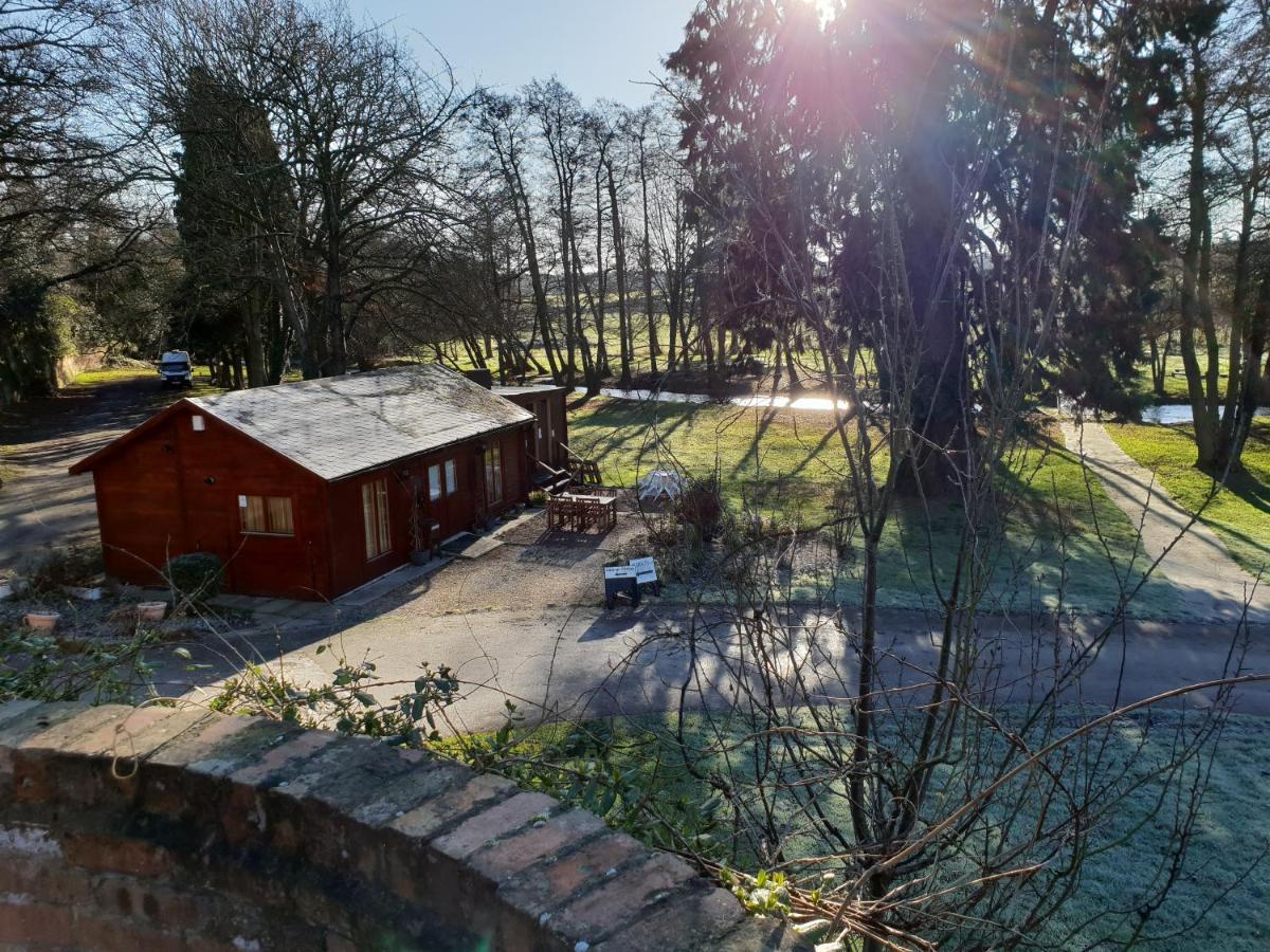 17Th-Century One Bed Studio With Parking & Garden! Elkesley Extérieur photo