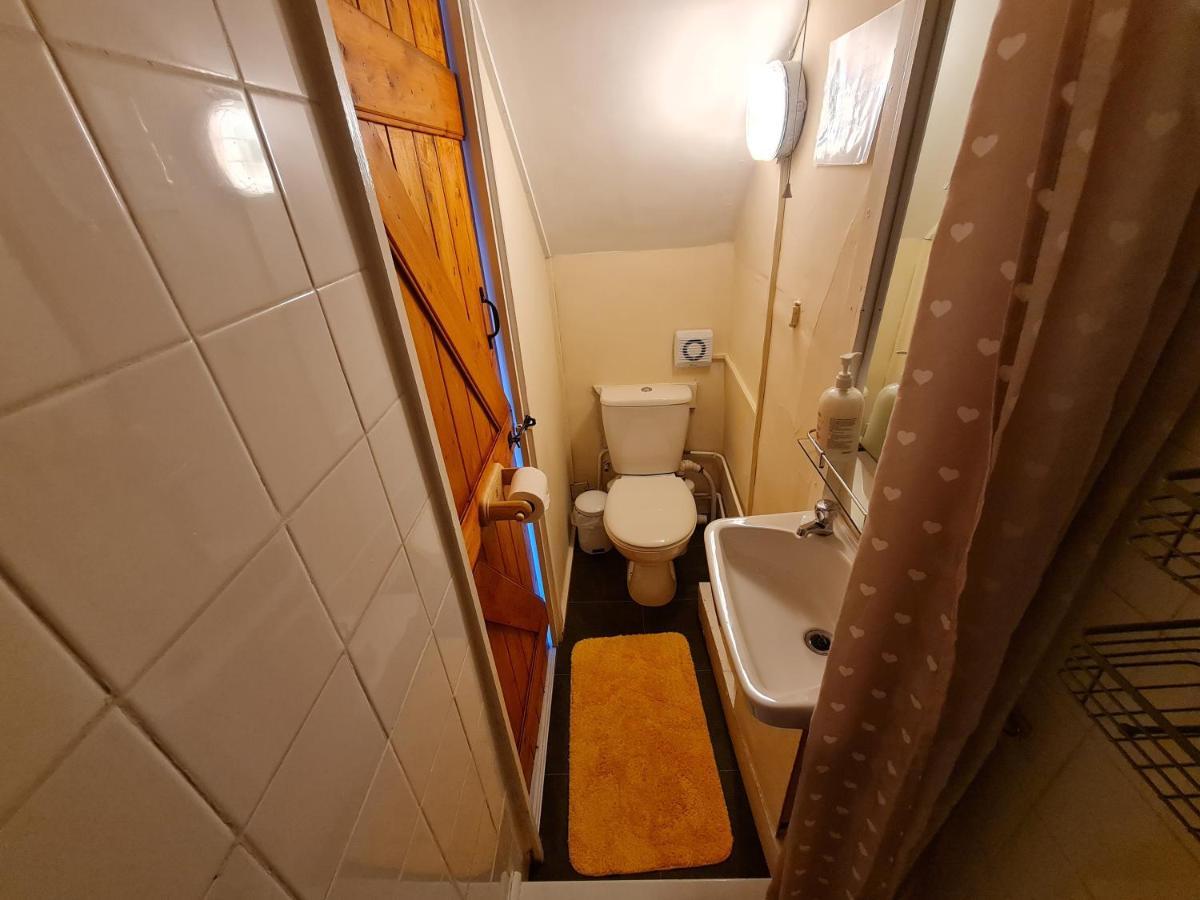 17Th-Century One Bed Studio With Parking & Garden! Elkesley Extérieur photo