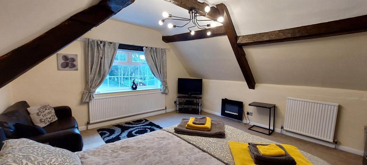 17Th-Century One Bed Studio With Parking & Garden! Elkesley Extérieur photo