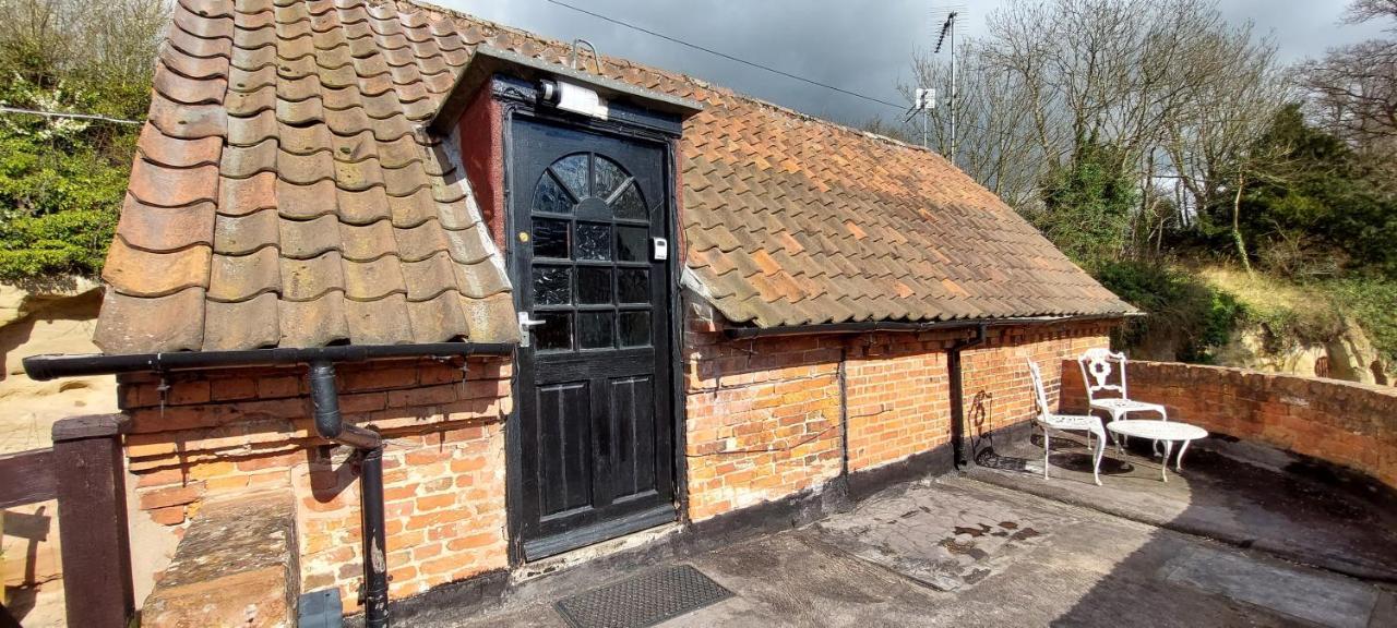 17Th-Century One Bed Studio With Parking & Garden! Elkesley Extérieur photo